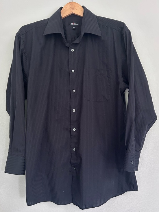 Axcess Other - Axcess Claiborne Men's dress shirt black nubby stripes 16-1/2 32-33